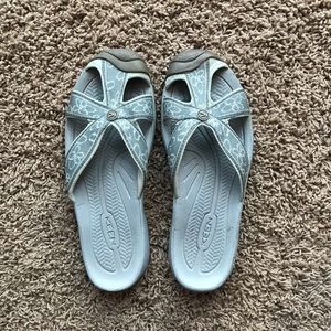 Women’s Keen Bali Slip on Sandals size 11